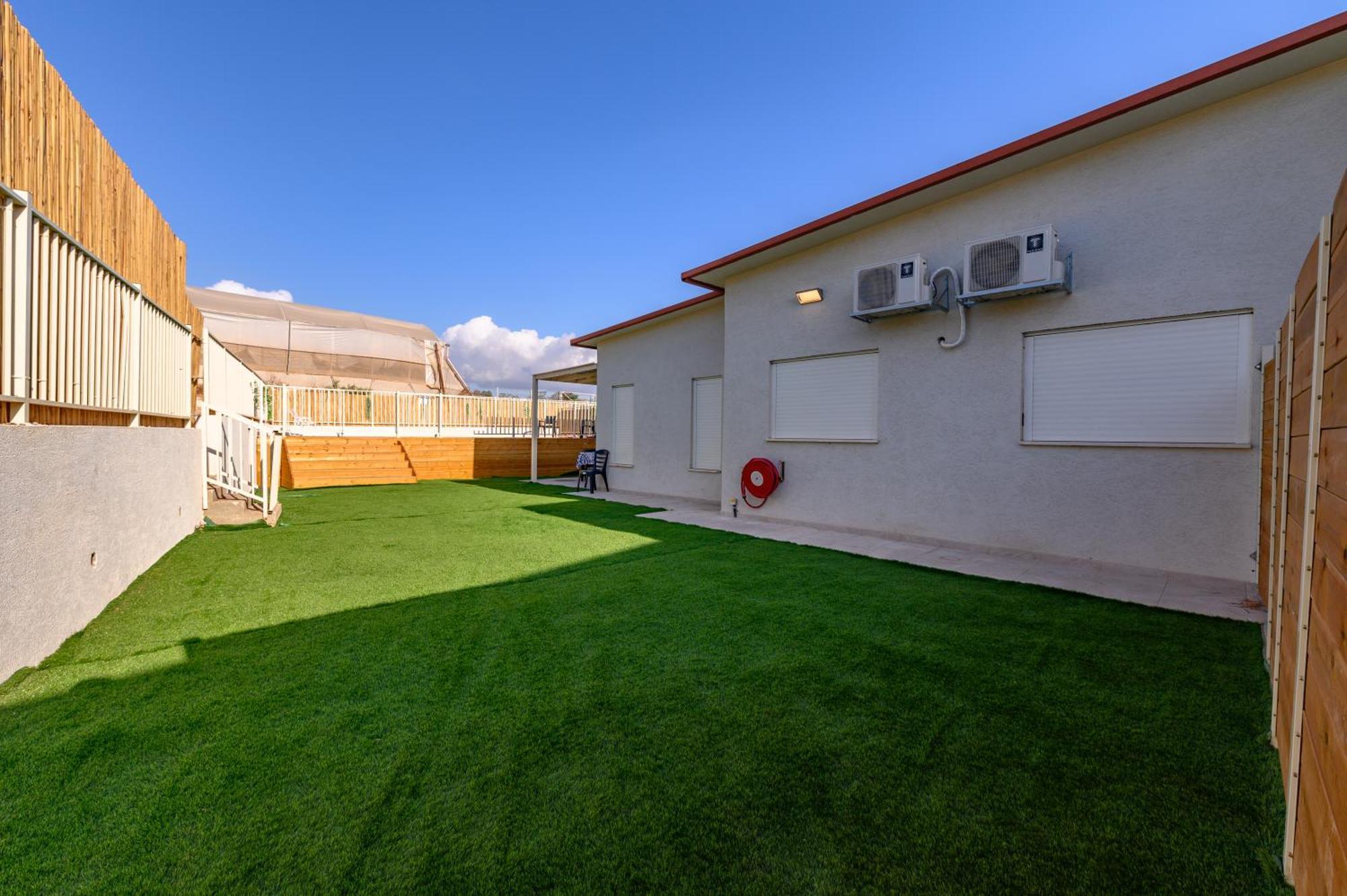 דירת נופש מרחבים Merhavim Villa Shadmot Devora Экстерьер фото